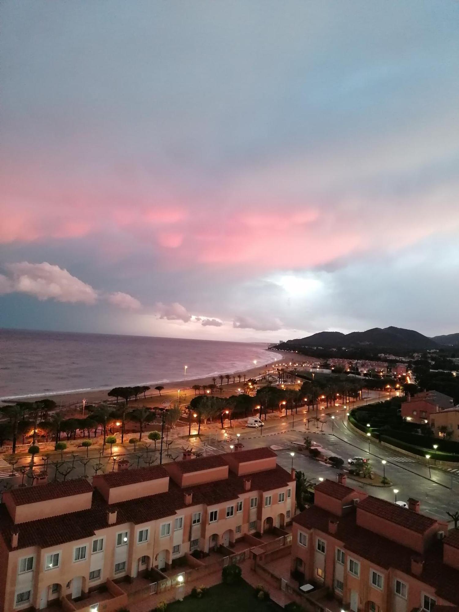 Apartamento Con Terraza, Vistas Playa Y Montana L'Hospitalet de l'Infant Exterior foto